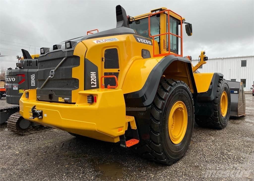 Volvo L220H Колесни товарачи