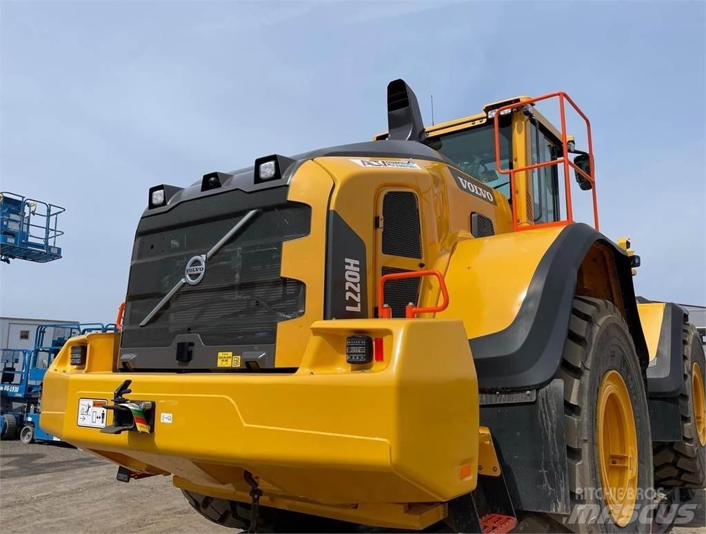 Volvo L220H Колесни товарачи