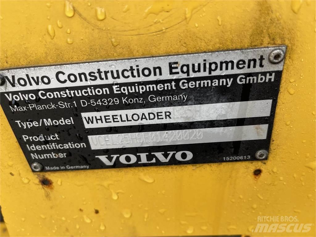 Volvo L25H Колесни товарачи