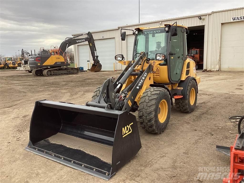 Volvo L25H Колесни товарачи