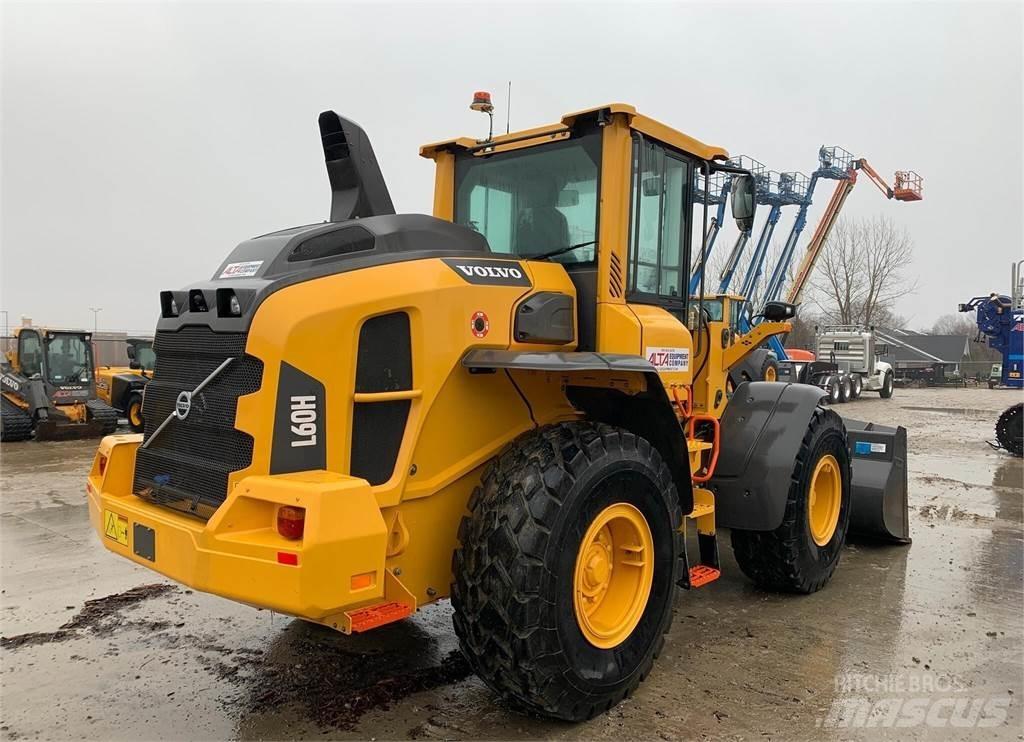 Volvo L60H Колесни товарачи