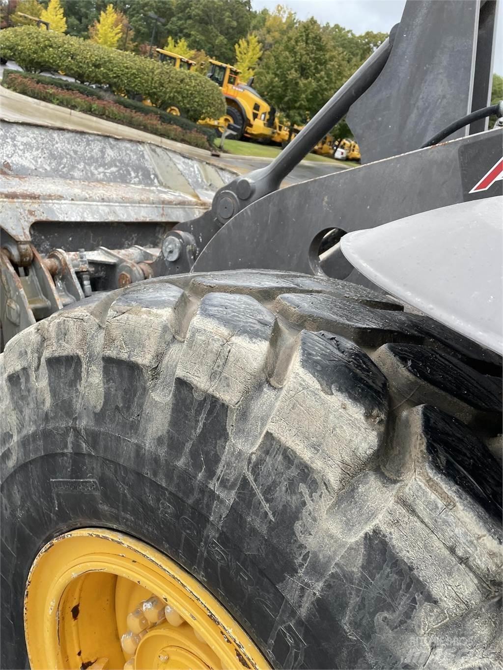 Volvo L70H Колесни товарачи