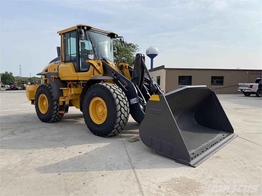Volvo L90H Колесни товарачи