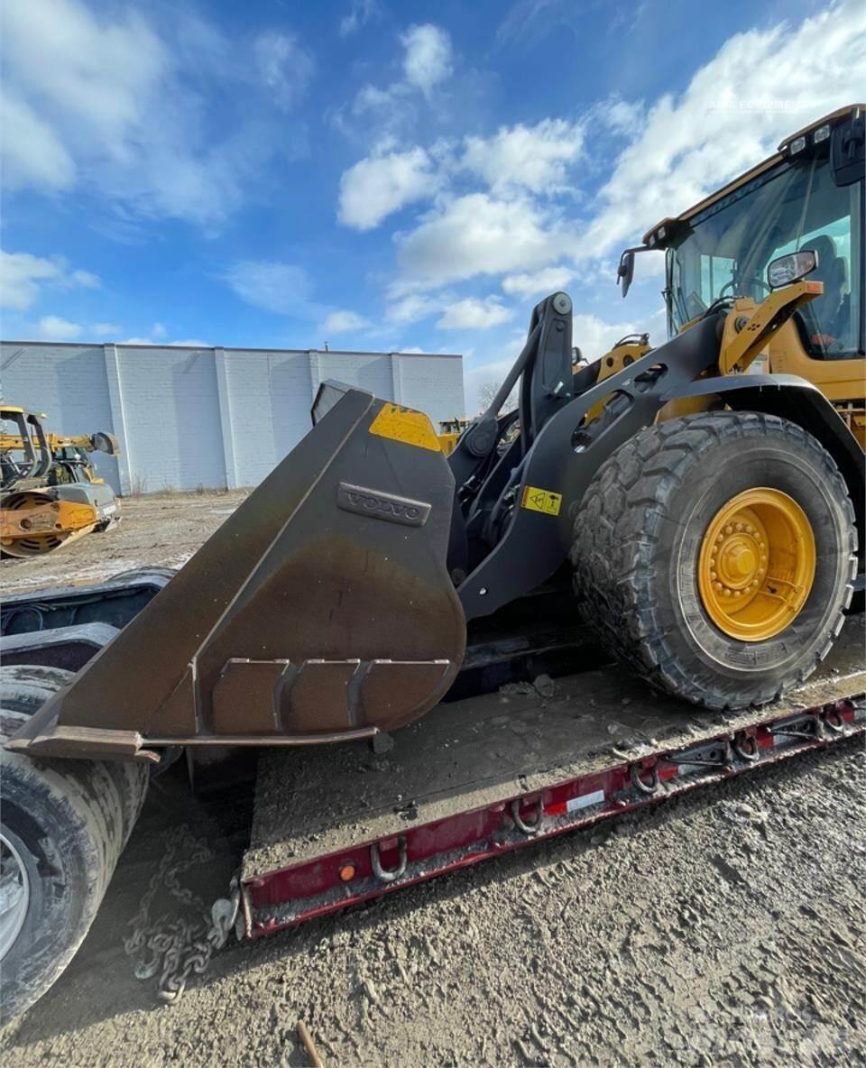 Volvo L90H Колесни товарачи