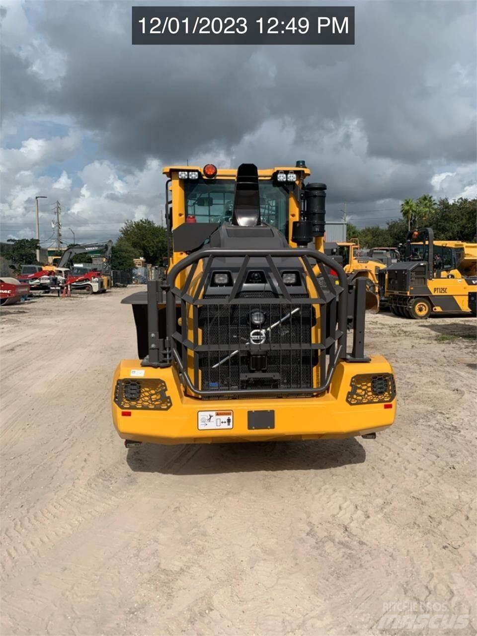 Volvo L90H Колесни товарачи