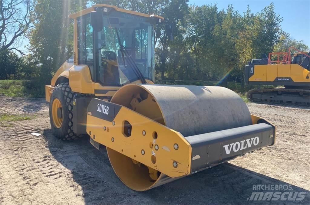 Volvo SD115B Двойни барабанни ролки
