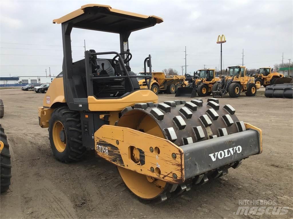 Volvo SD75B Машини за опаковане на отпадъци