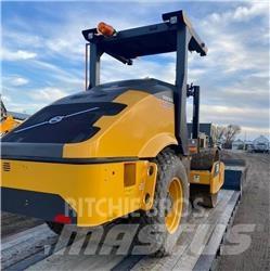 Volvo SD75B Двойни барабанни ролки
