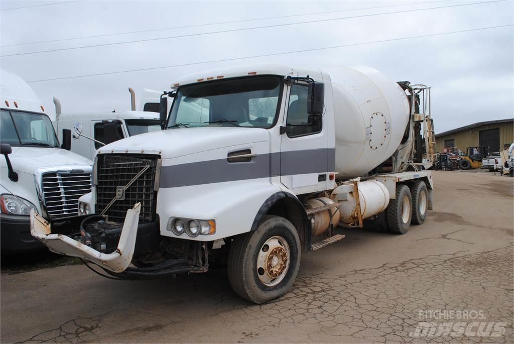 Volvo VHD64B200 Автобетоновози
