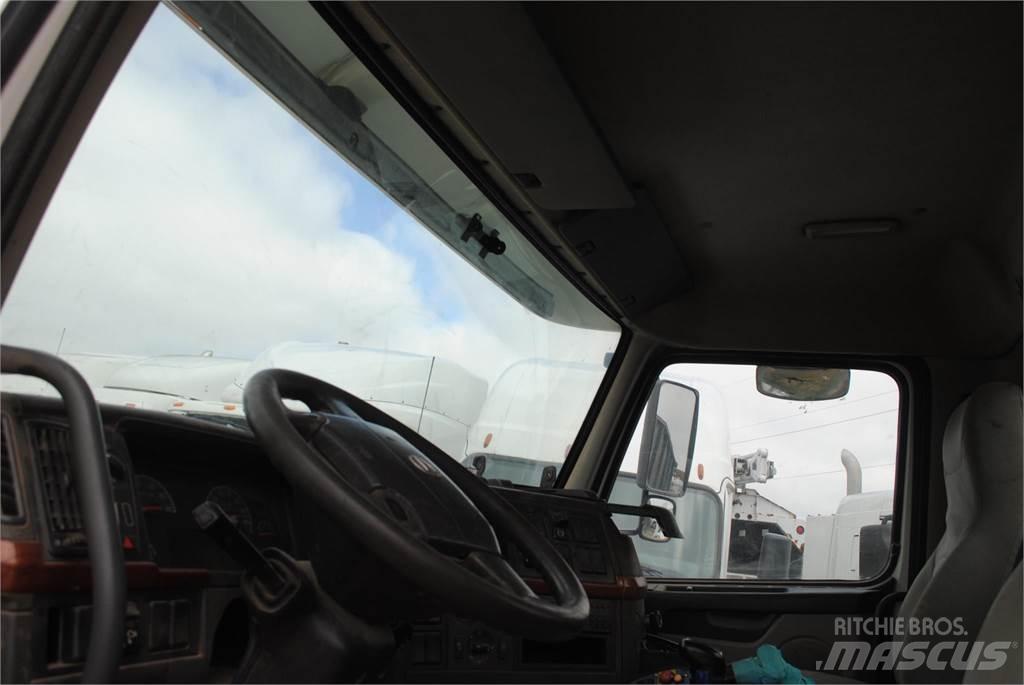 Volvo VHD64B200 Автобетоновози
