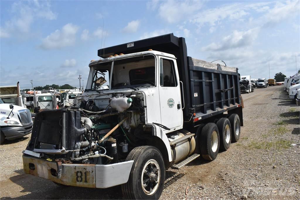 Volvo WG84B Самосвал
