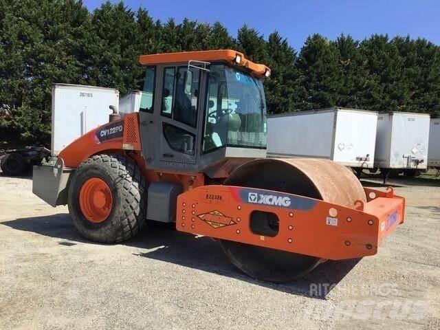 XCMG CV122PD Двойни барабанни ролки
