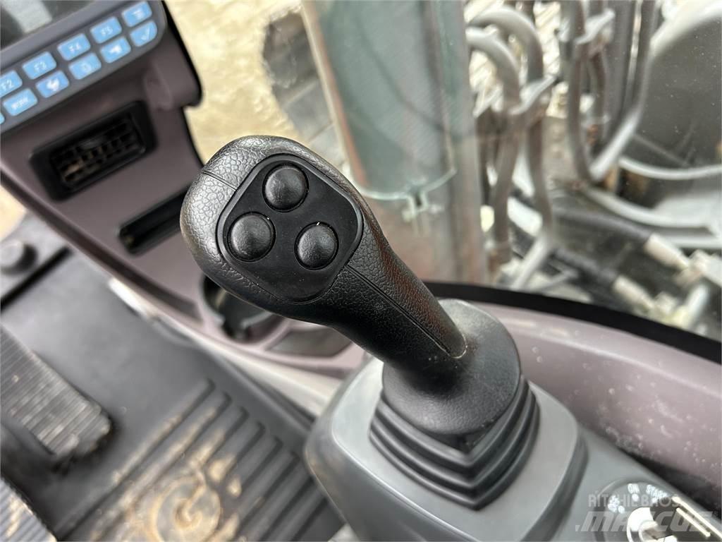 XCMG XE210CU Верижен екскаватор