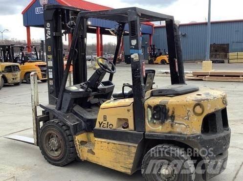 Yale GDP080LJ Вилични кари-повдигачи - други