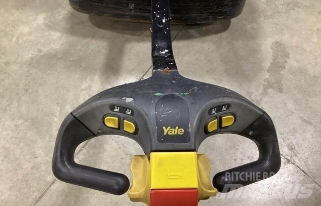Yale MPB040E Ръчно водими