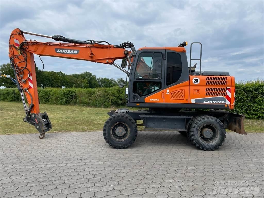 Doosan DX170W-5 Колесни екскаватори