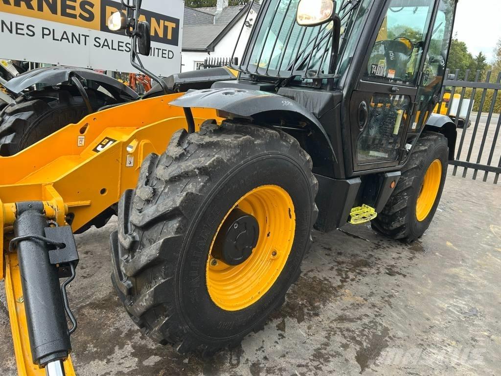 JCB 533-105 Телескопични товарачи