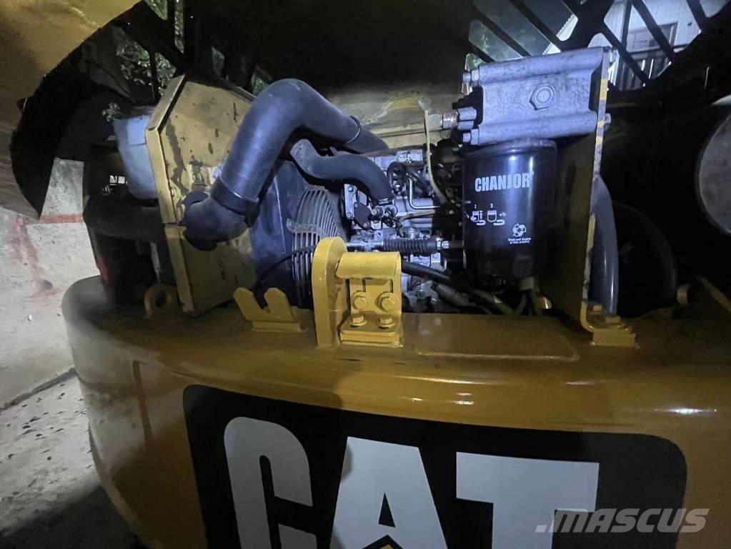 CAT 307 D Верижен екскаватор