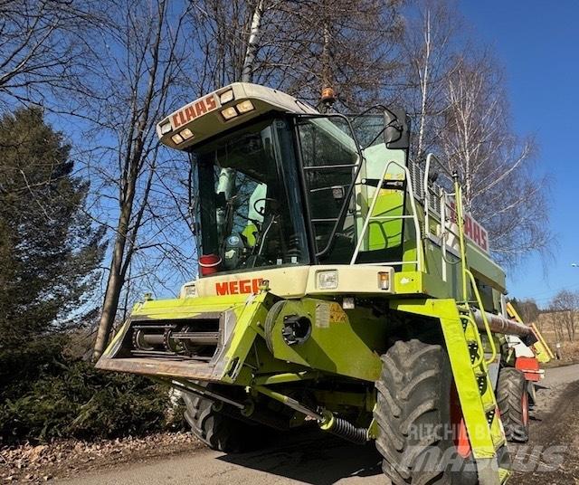CLAAS Mega 208 Комбайни