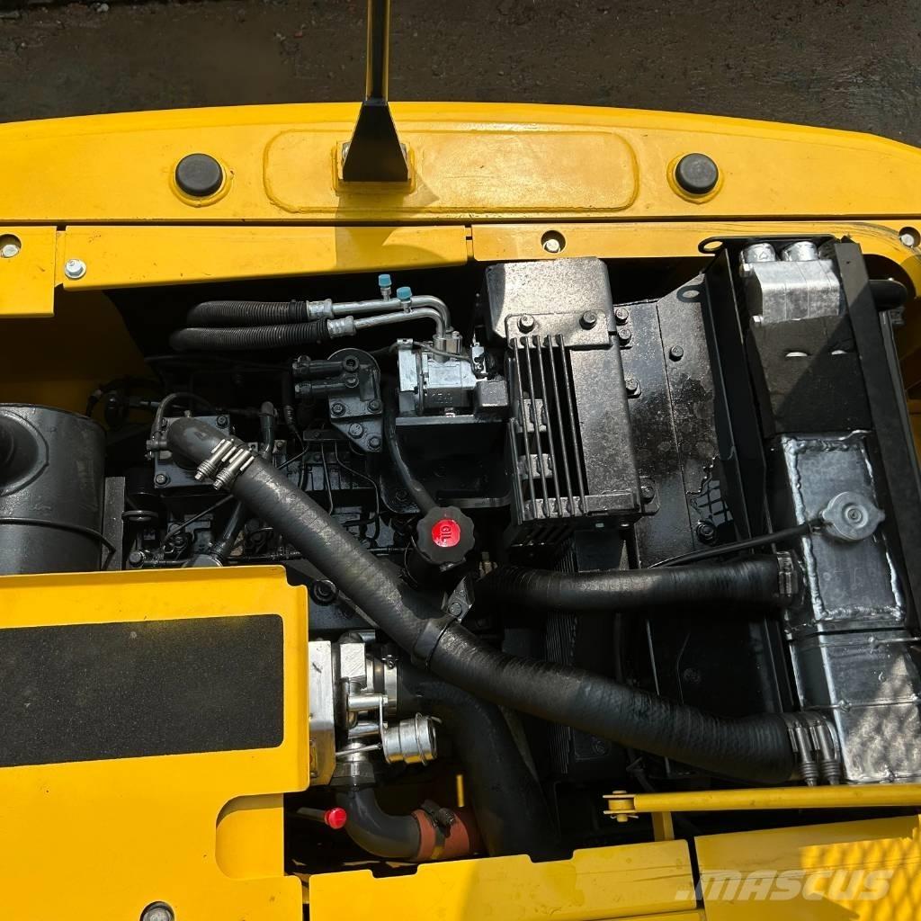 Komatsu 130 Верижен екскаватор