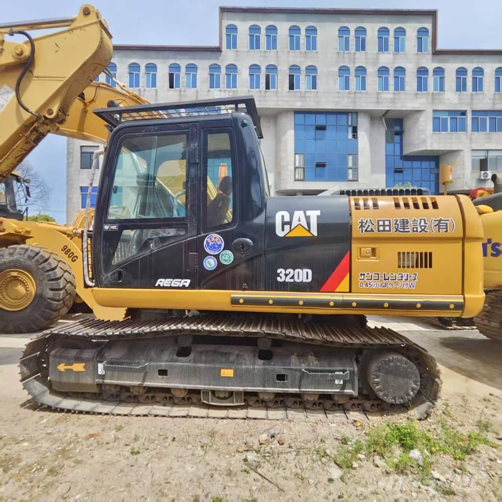 CAT 320 D Верижен екскаватор