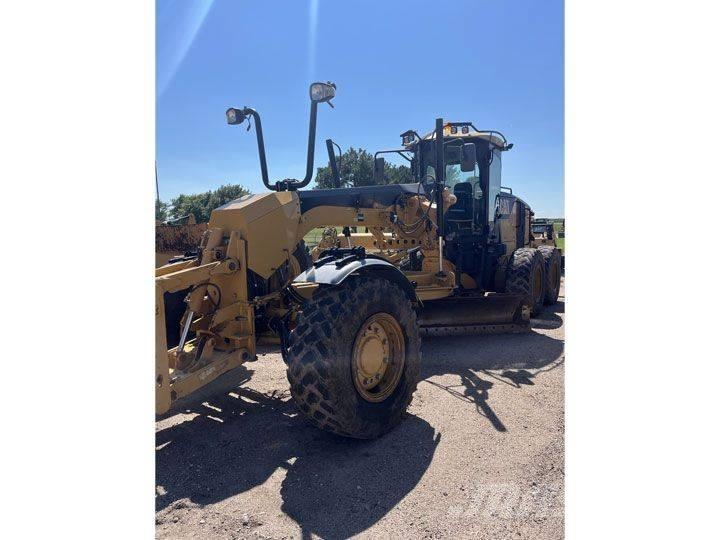 CAT 140 M Грейдери