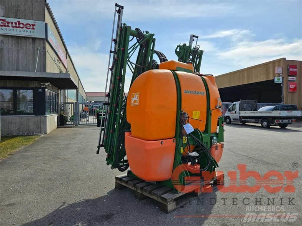 Amazone UF 1501 Прикачни пръскачки

