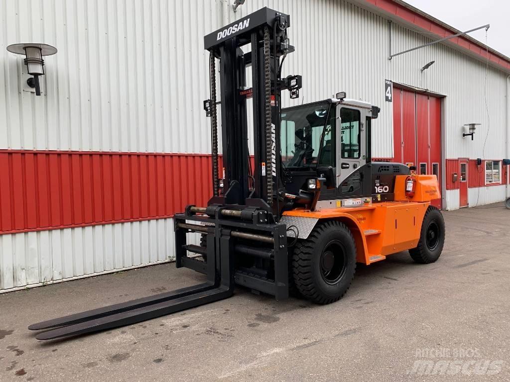 Doosan D160S-7 Дизелови камиони