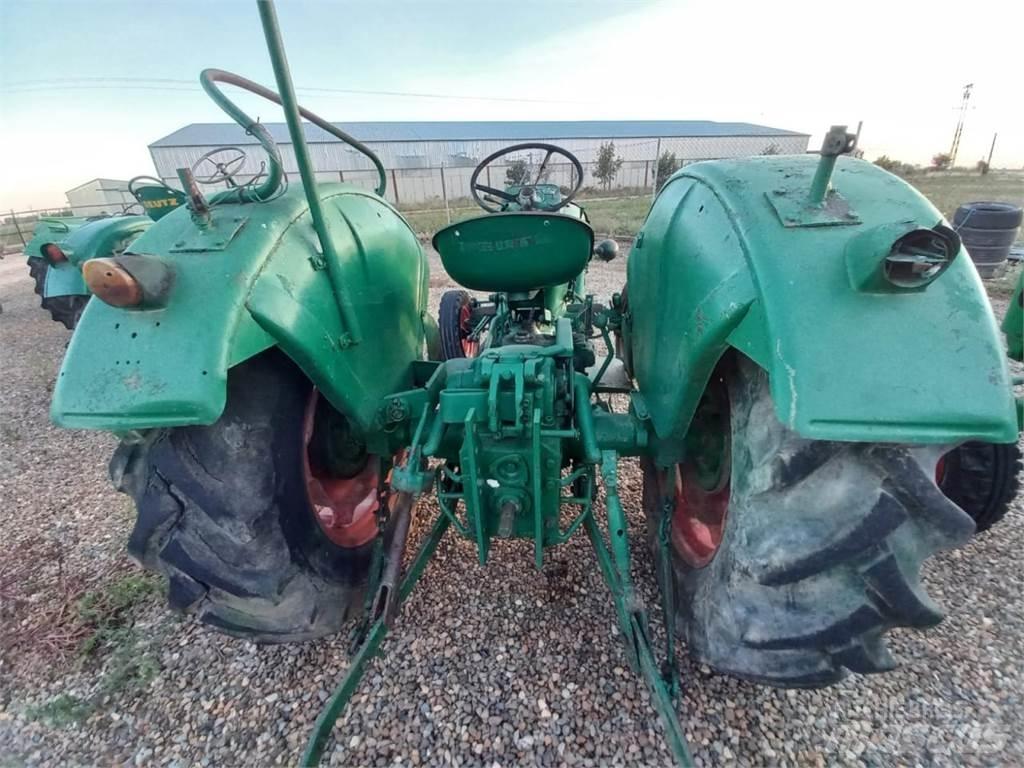 Deutz-Fahr D 40 Трактори