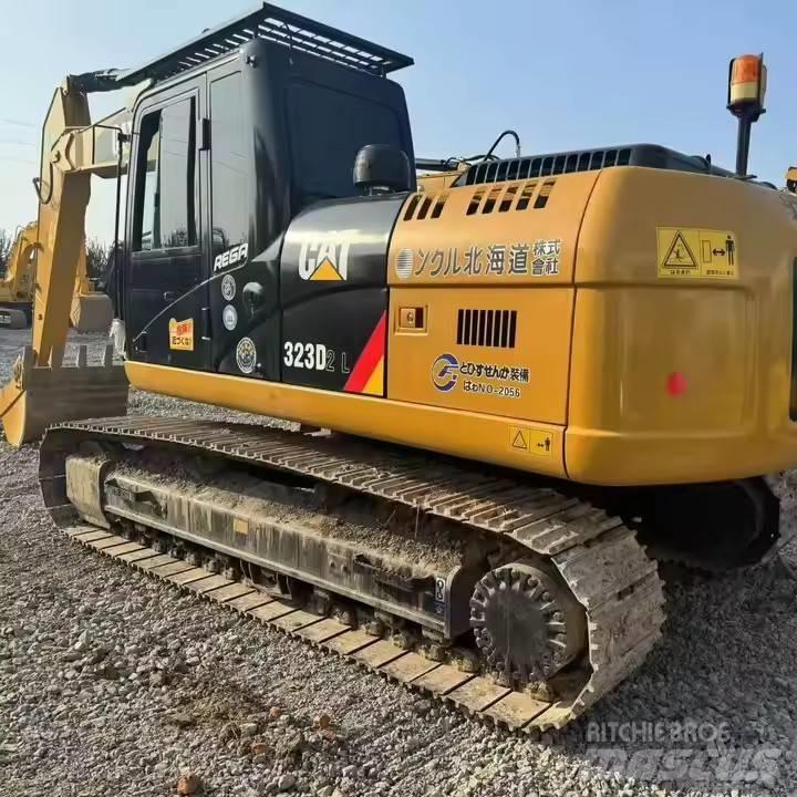 CAT CAT323D2L Верижен екскаватор