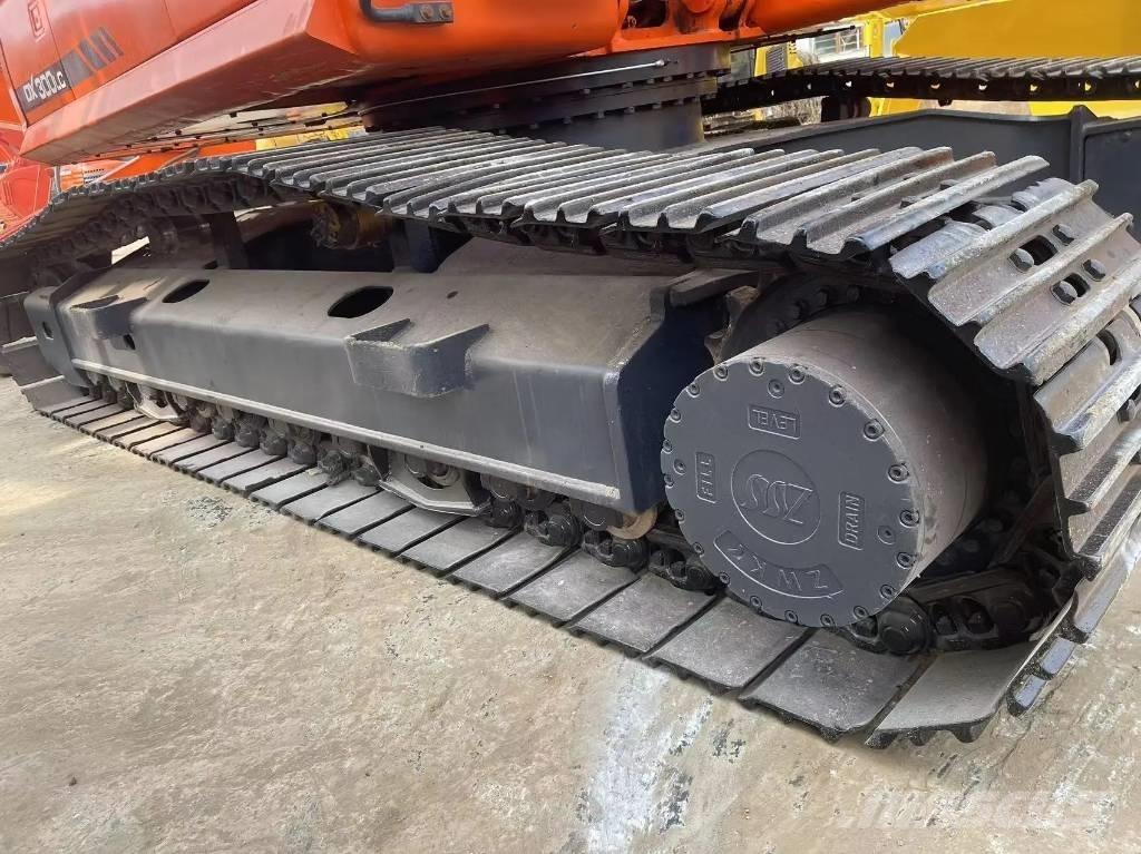 Doosan DX300LC Верижен екскаватор