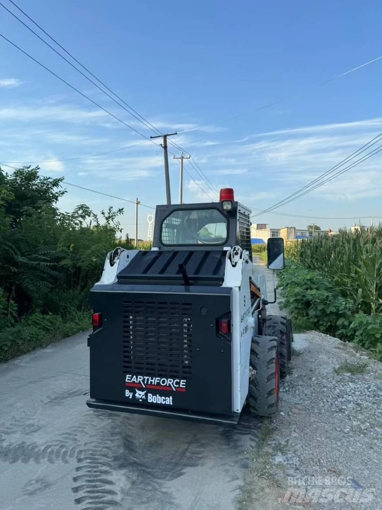 Bobcat S16 Мини товарачи
