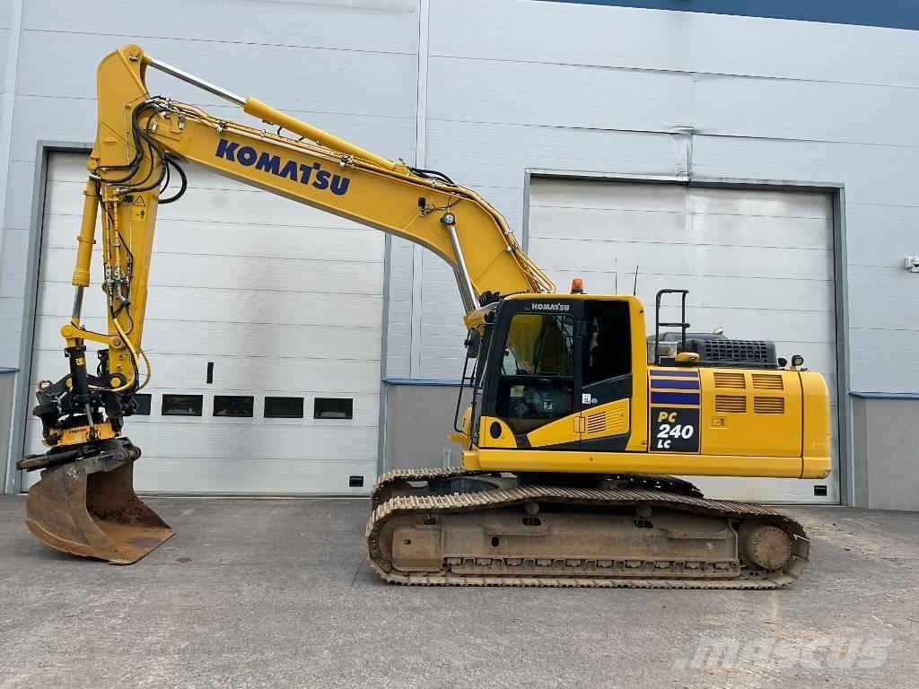 Komatsu PC240LC-11 Верижен екскаватор