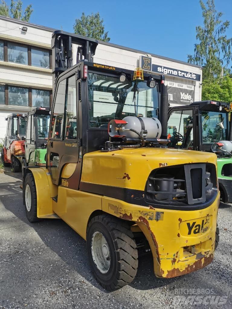 Yale GLP50VX Камиони с АГУ