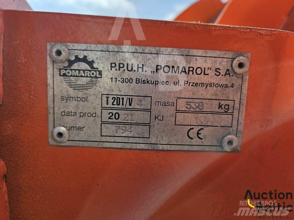 John Deere 6820 Трактори