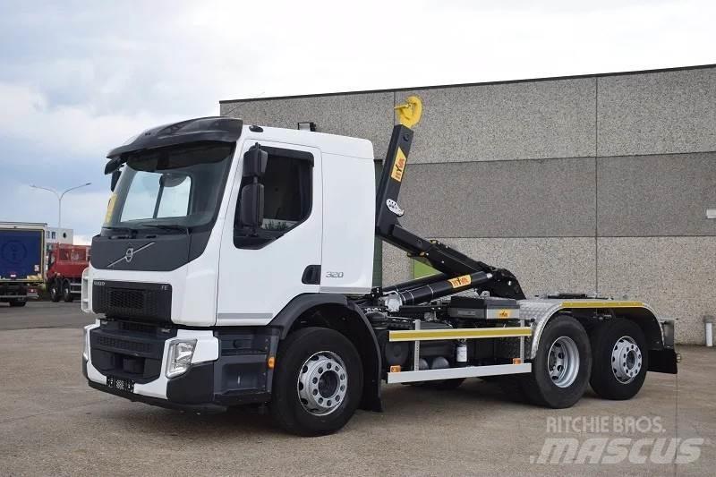 Volvo FE 320 Камиони с кран с кука