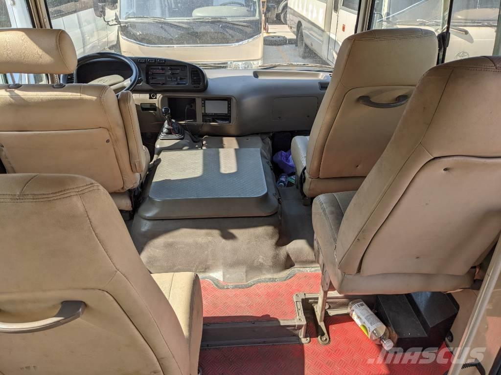 Toyota Coaster Bus Мини бусове