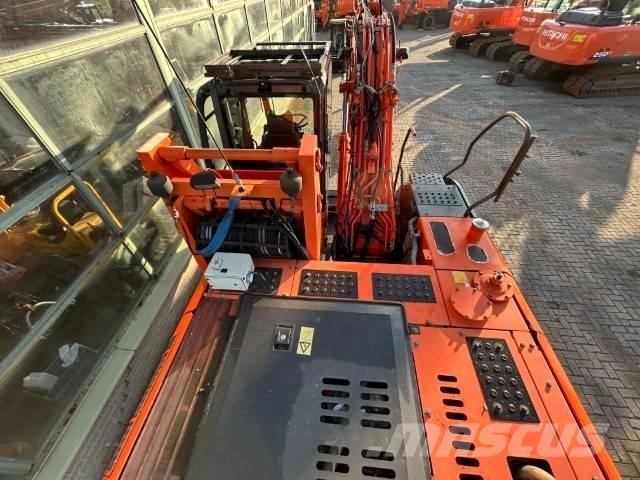 Hitachi ZX 170 W-3 Колесни екскаватори