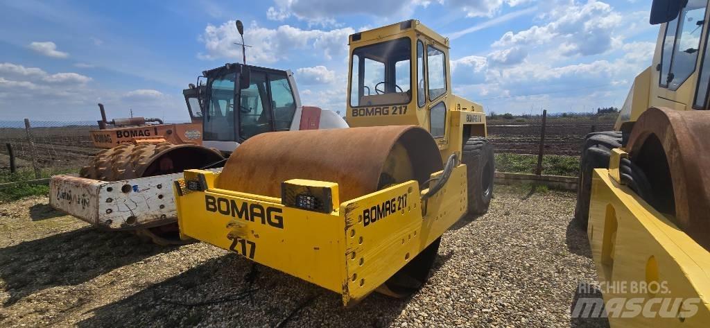 Bomag BW 217 D Еднобарабанни ролки
