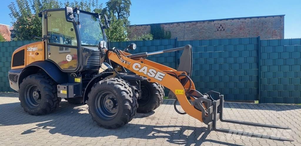 CASE 321 F Evolution Колесни товарачи