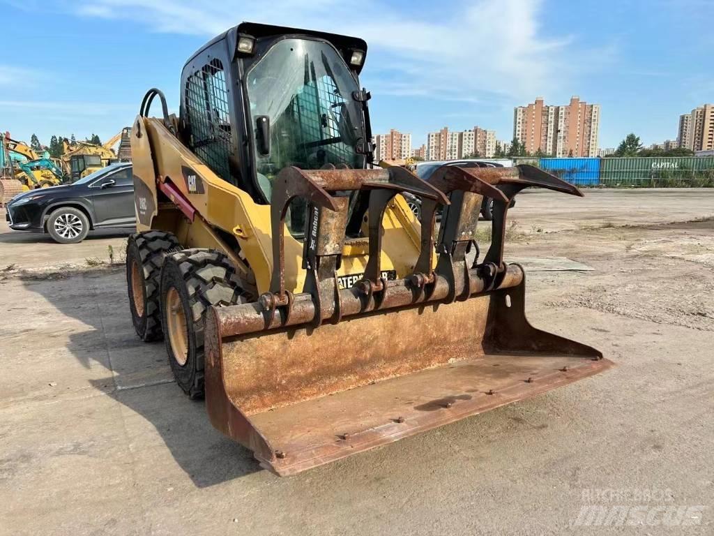 CAT 246 C Мини товарачи
