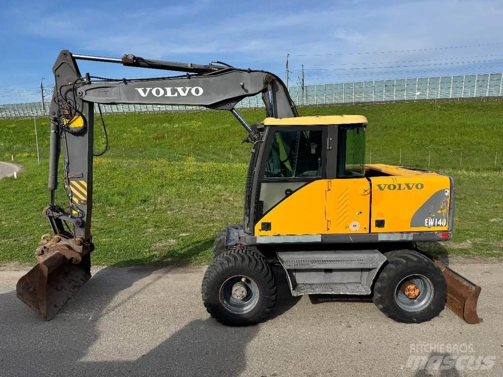 Volvo EW140 Колесни екскаватори