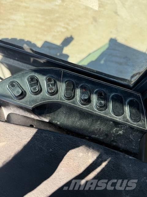 Komatsu WA 470-7 Колесни товарачи