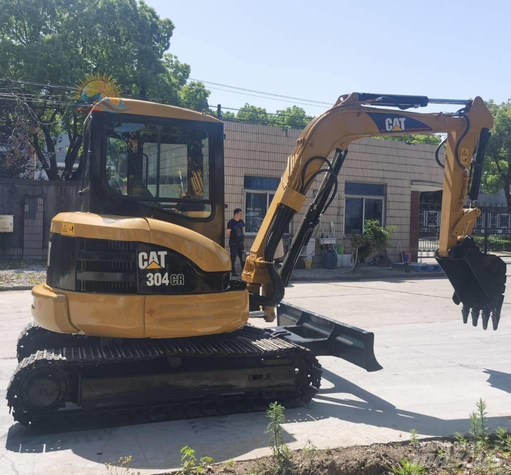 CAT 304 CR Мини екскаватори < 7 т