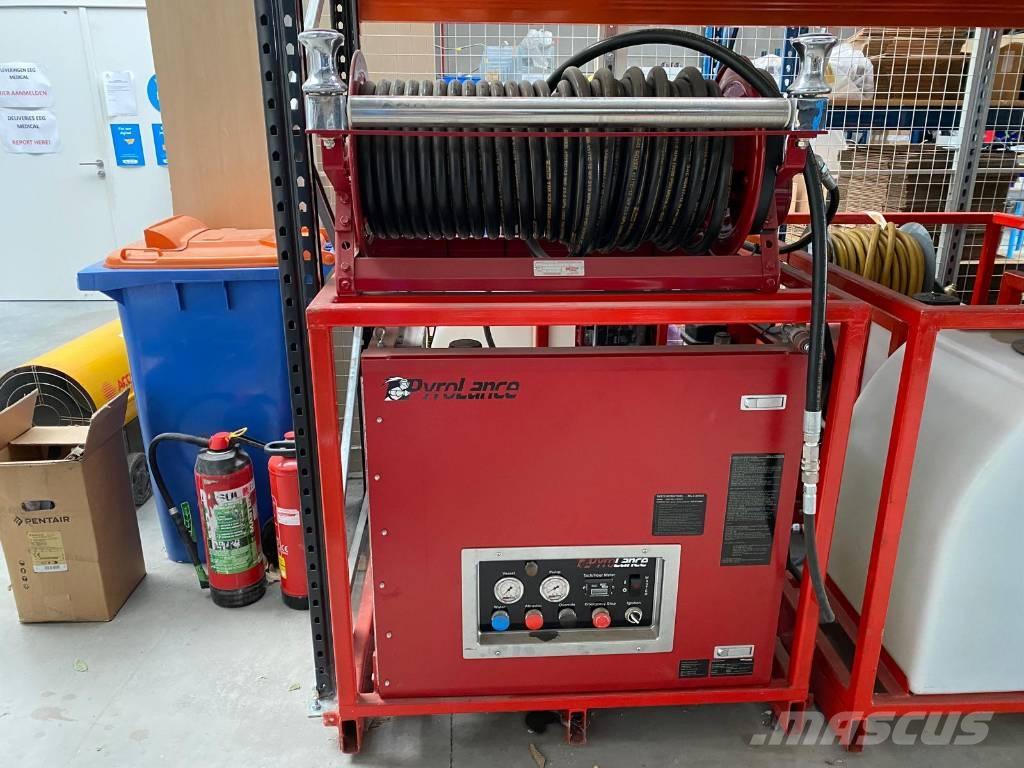  Pyrolance  UHP Пожарни камиони