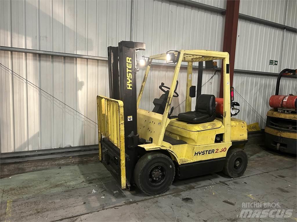Hyster H2.50XM Камиони с АГУ