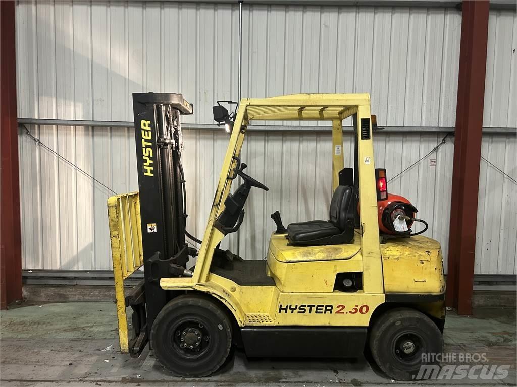 Hyster H2.50XM Камиони с АГУ