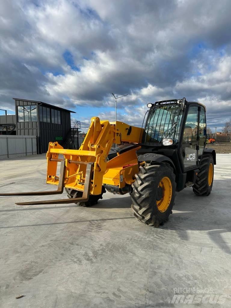 JCB 531-70 Телескопични товарачи