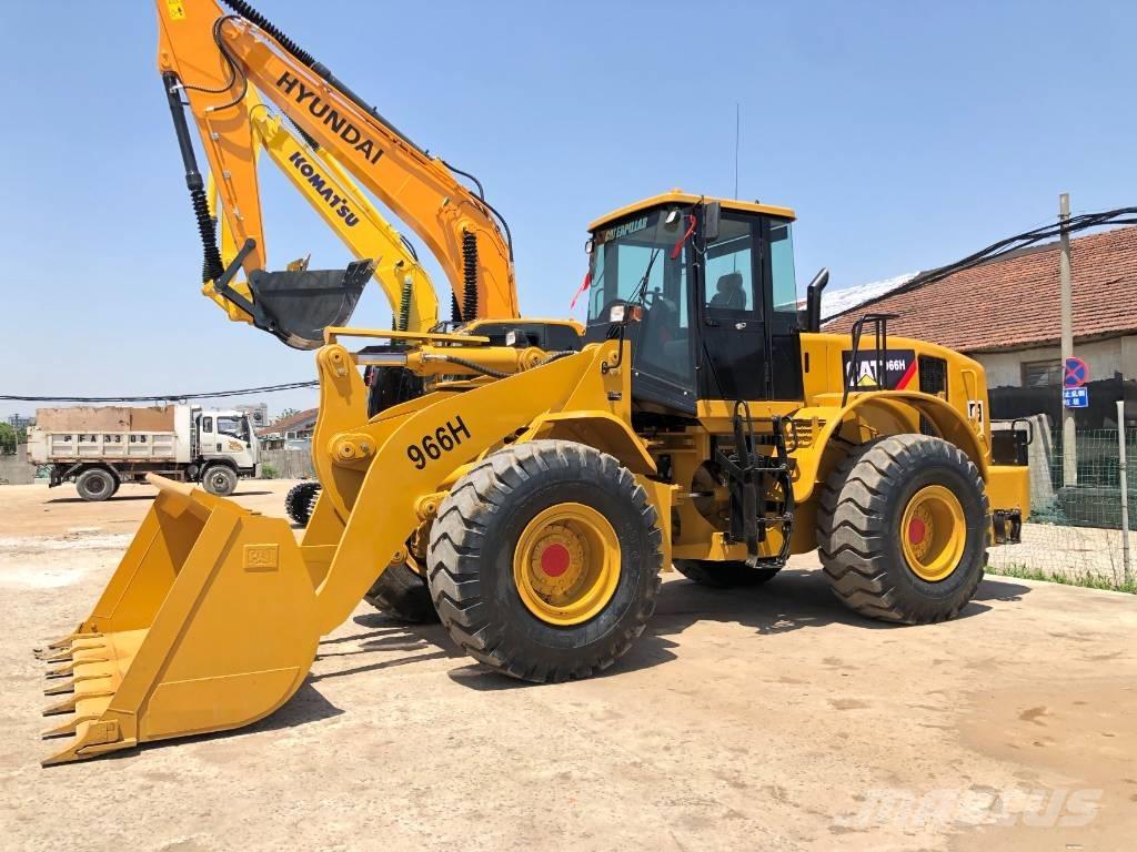 CAT 966H Колесни товарачи