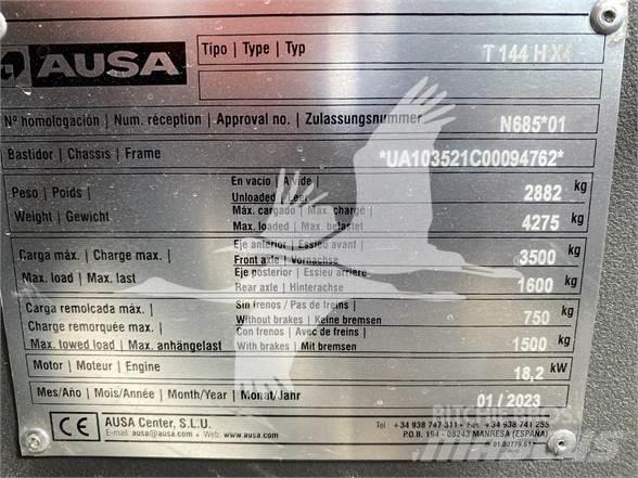 Ausa T144H Телескопични товарачи